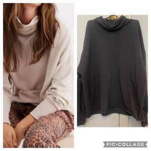 Aerie Oversized Fleece Turtleneck Grey Lounge Sweater Sweatshirt Raw Hem Cotton